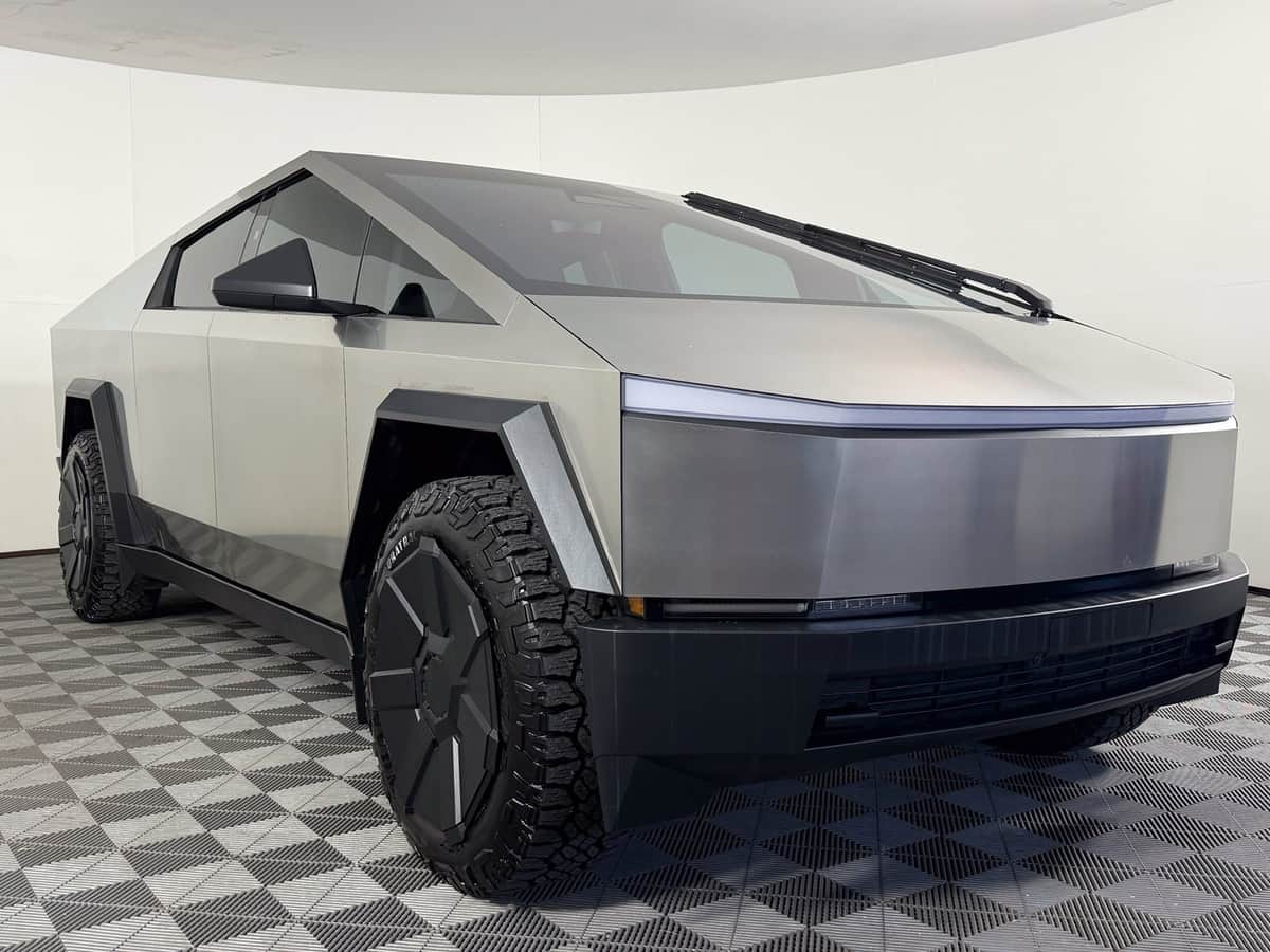 2024 Tesla Cybertruck BASE