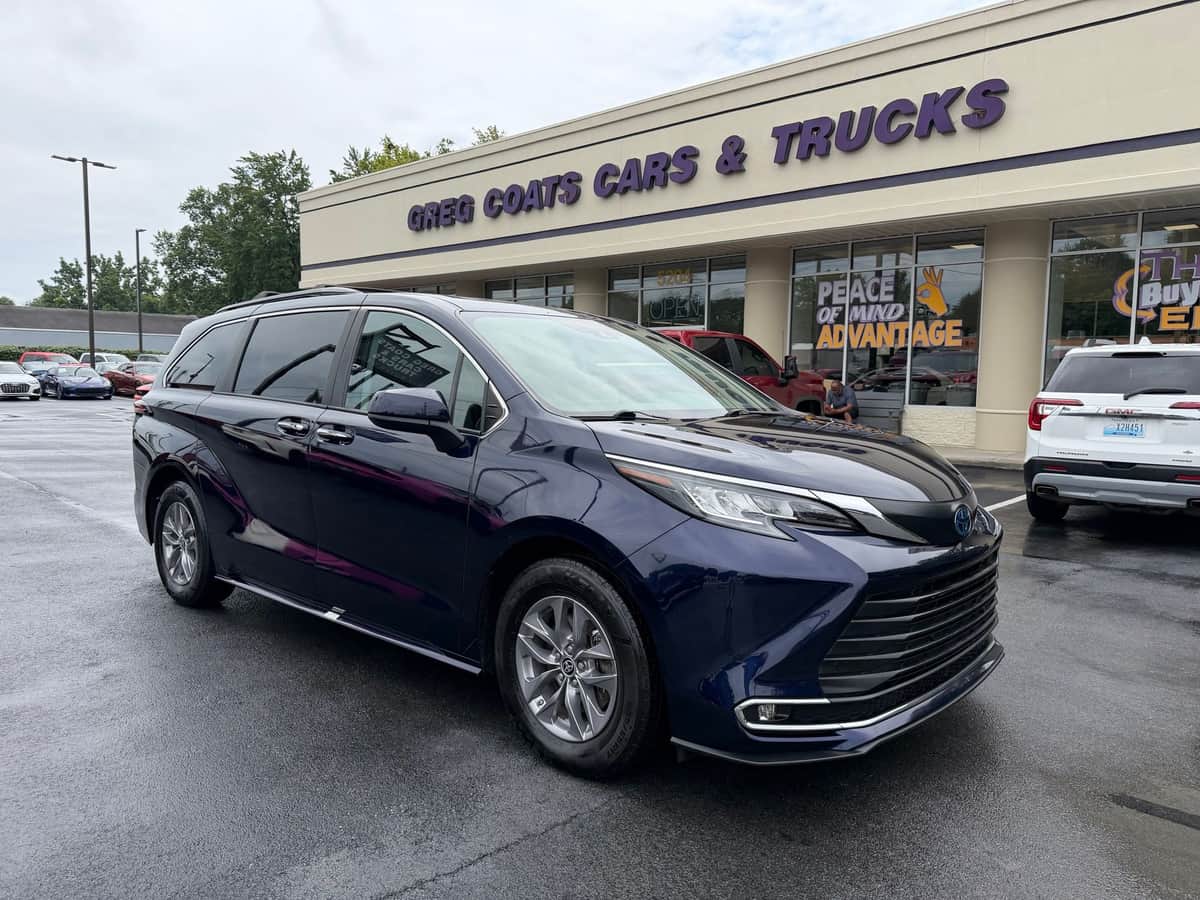2022 Toyota Sienna XLE