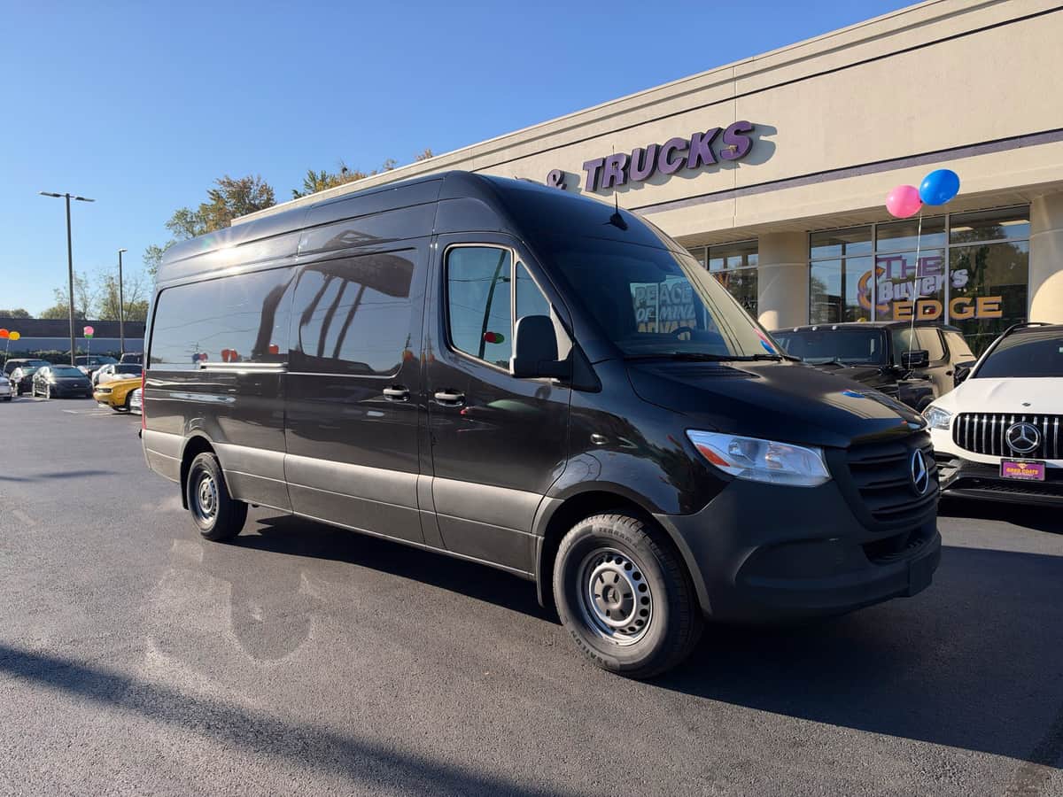 2022 Mercedes-Benz Sprinter 2500 Cargo 170 Wb