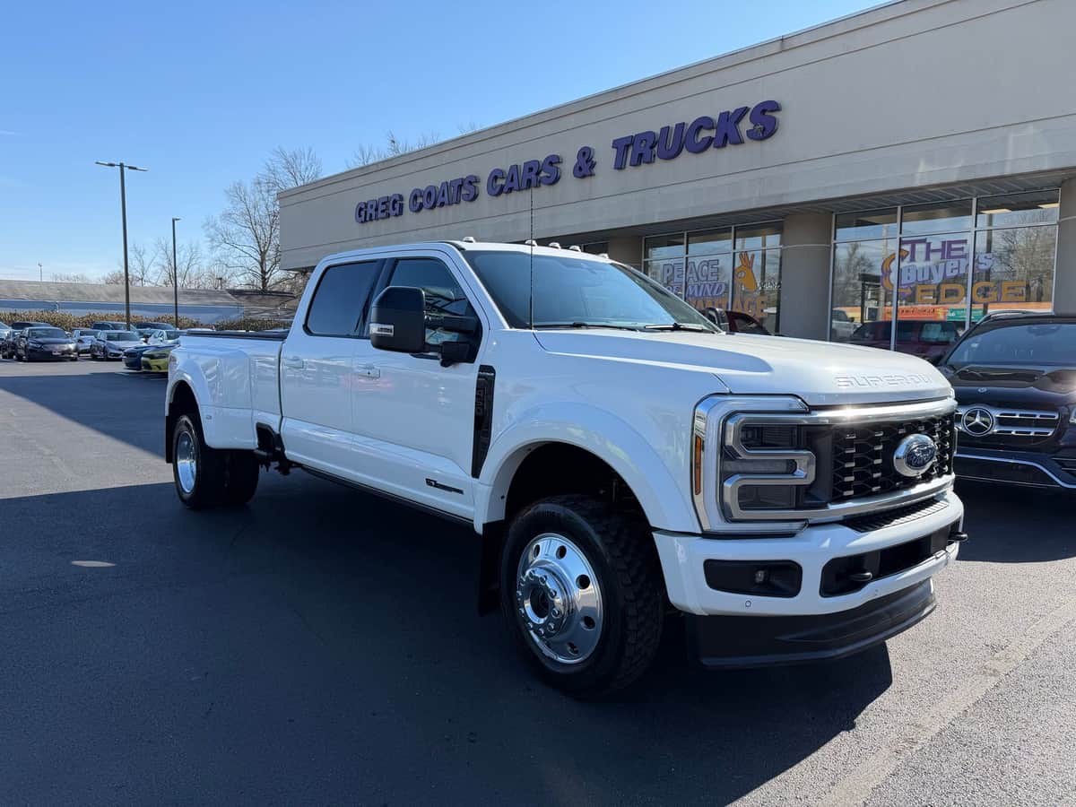 2025 Ford F-450 Platinum