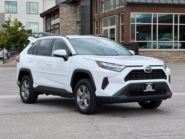 2024 Toyota RAV4 Hybrid LE