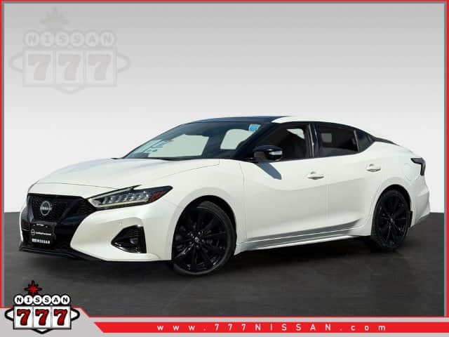 2023 Nissan Maxima SR