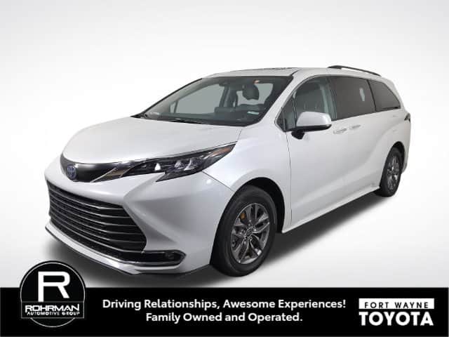 2024 Toyota Sienna XLE