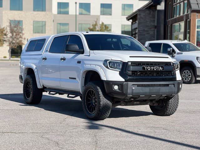 2017 Toyota Tundra SR5