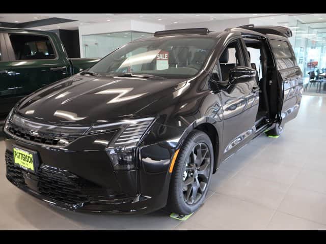 2027 Chrysler Pacifica Limited