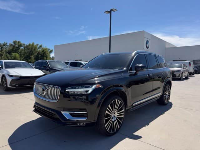 2022 Volvo XC90 T6 Inscription