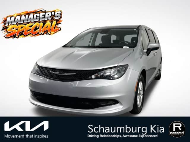 2023 Chrysler Voyager LX