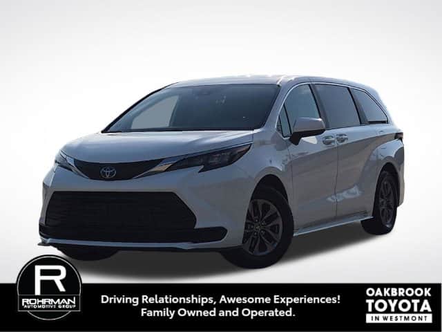 2025 Toyota Sienna LE