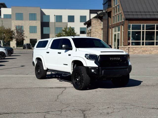 2017 Toyota Tundra SR5