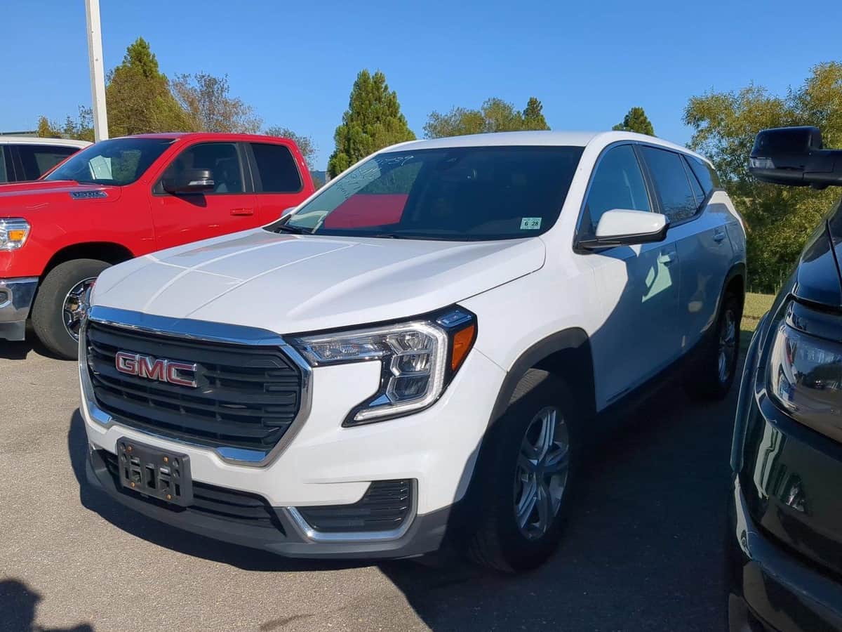 2023 GMC Terrain SLE