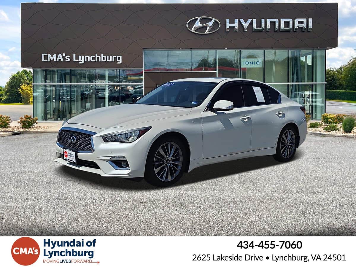 2023 INFINITI Q50 LUXE