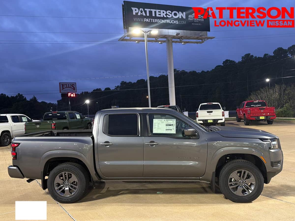 2027 Nissan Frontier SV