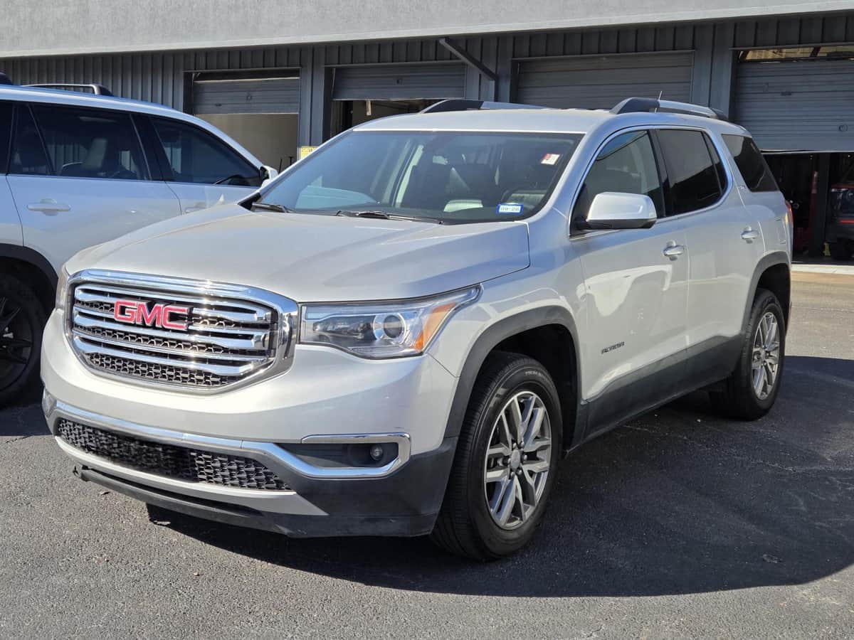 2017 GMC Acadia SLE