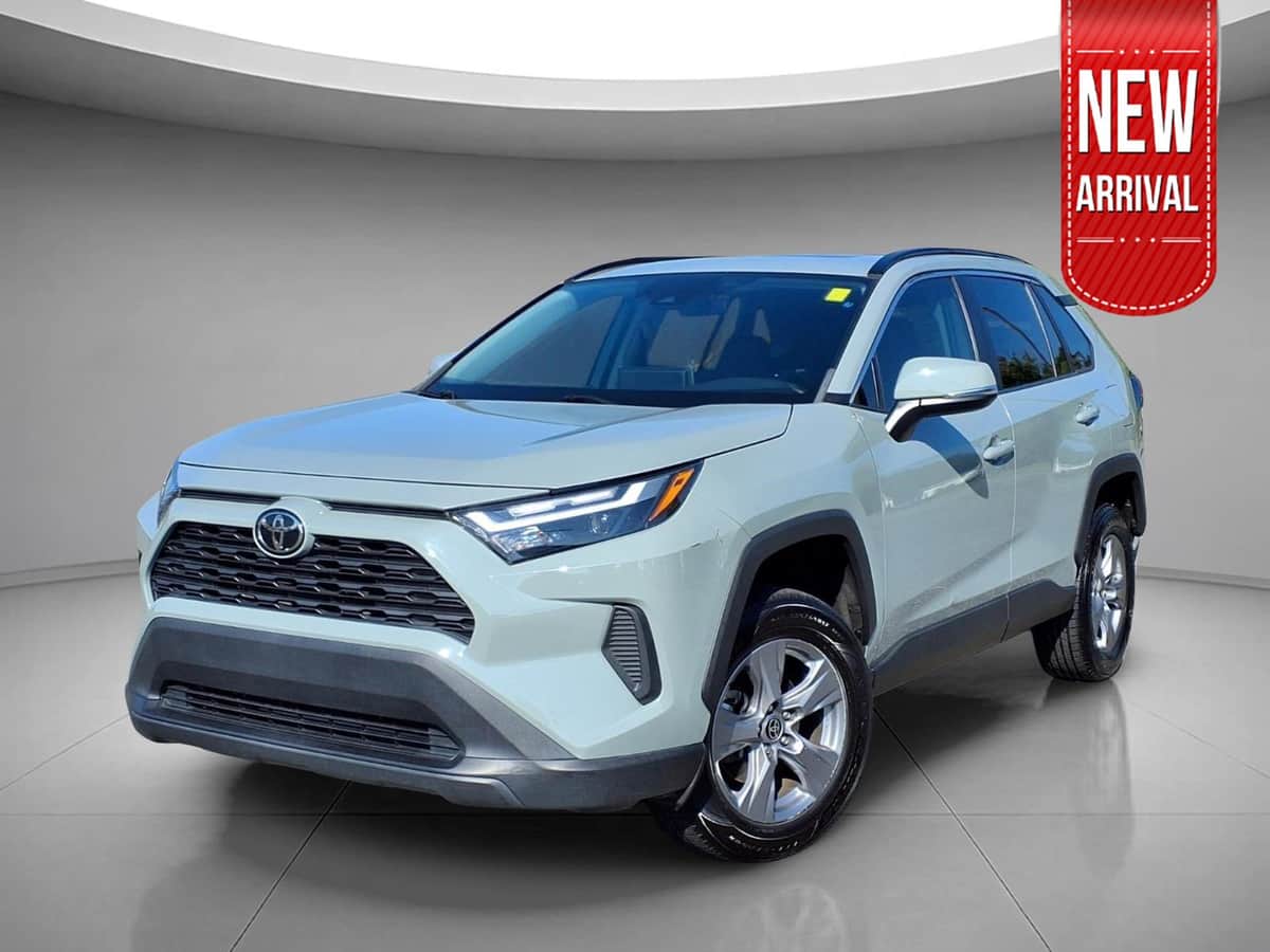 2022 Toyota RAV4 XLE
