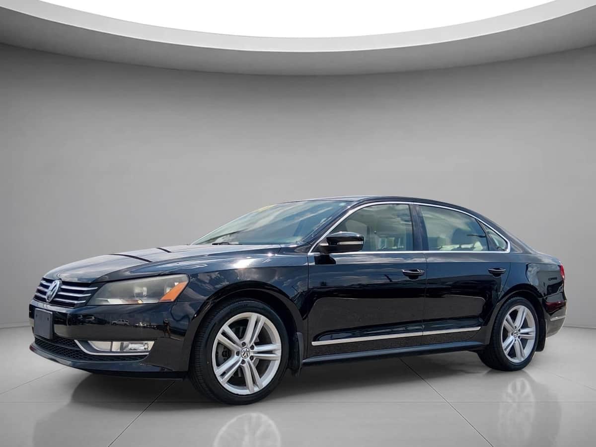 2015 Volkswagen Passat 1.8t Se W/Sunroof & Nav