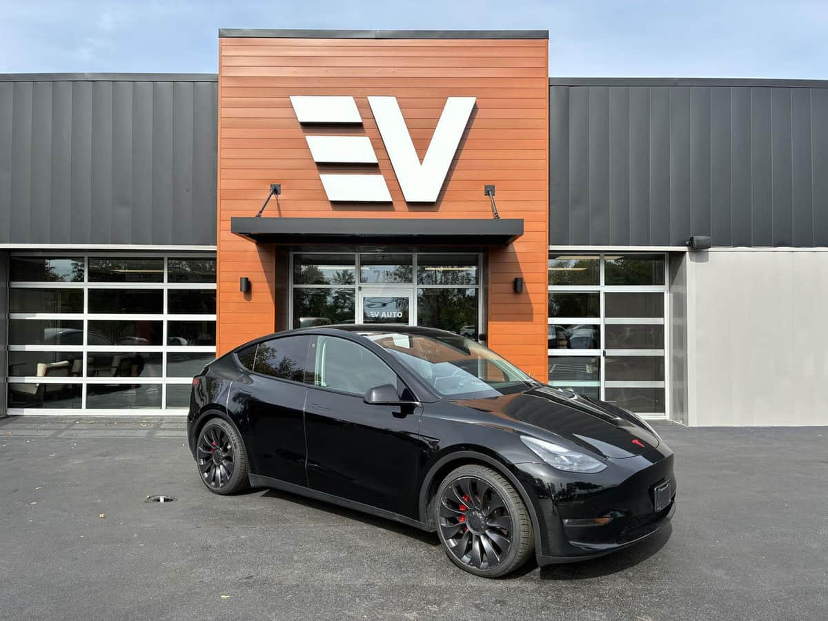 2023 Tesla Model Y Performance