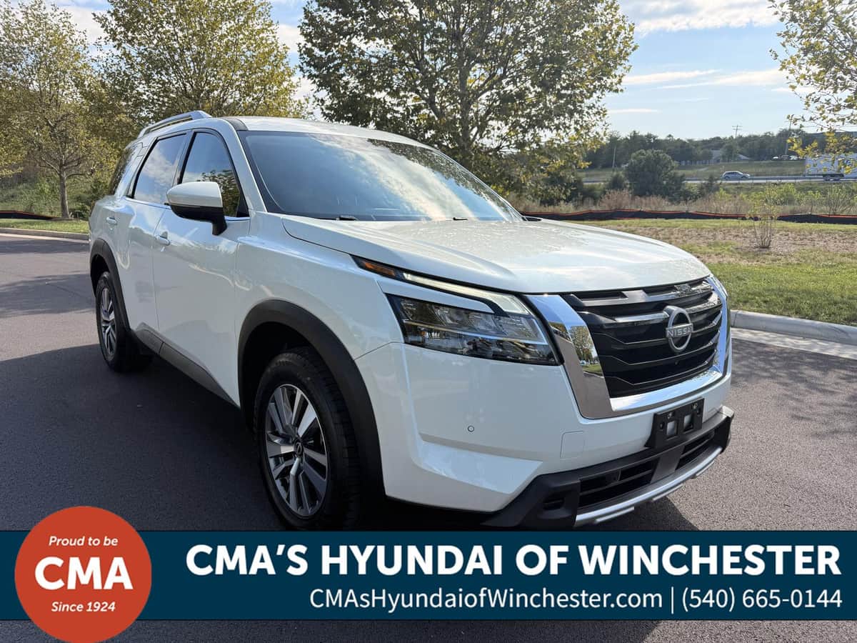 2023 Nissan Pathfinder SL