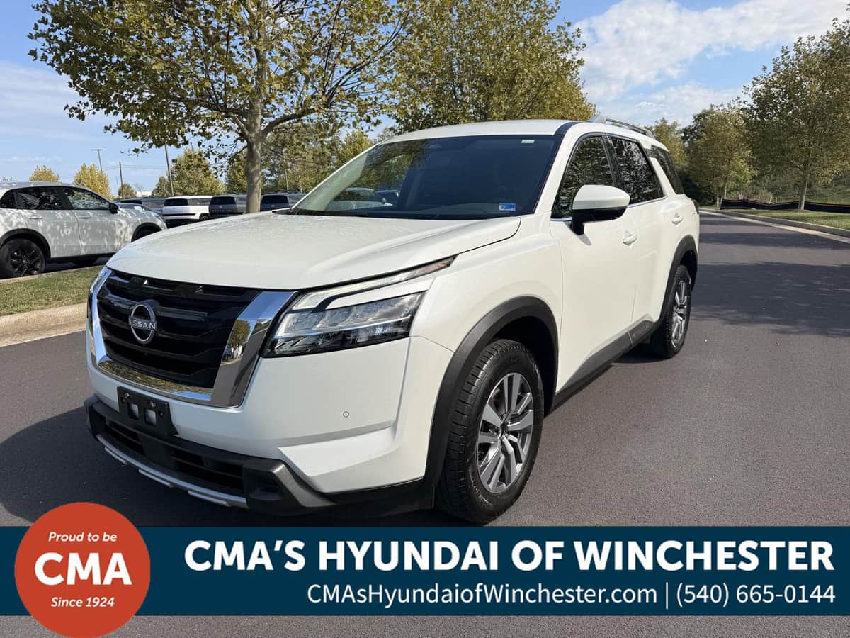2023 Nissan Pathfinder SL