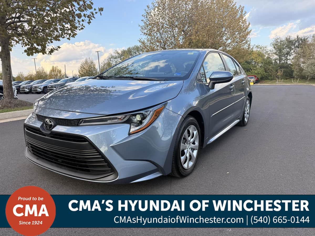 2025 Toyota Corolla LE