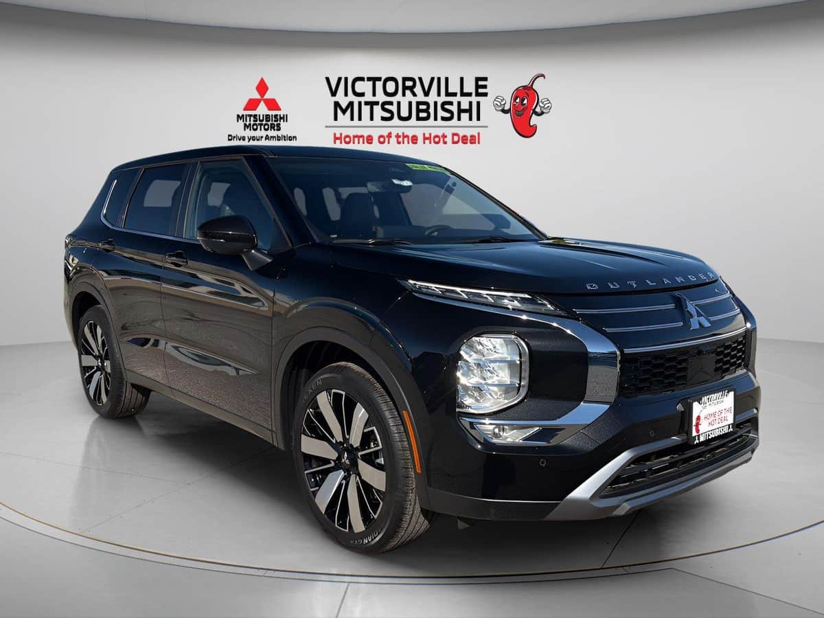 2026 Mitsubishi Outlander SE