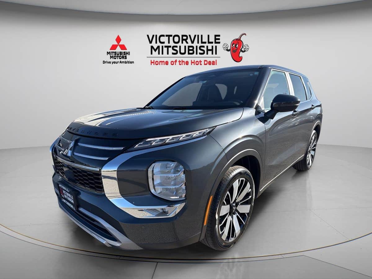 2026 Mitsubishi Outlander SE