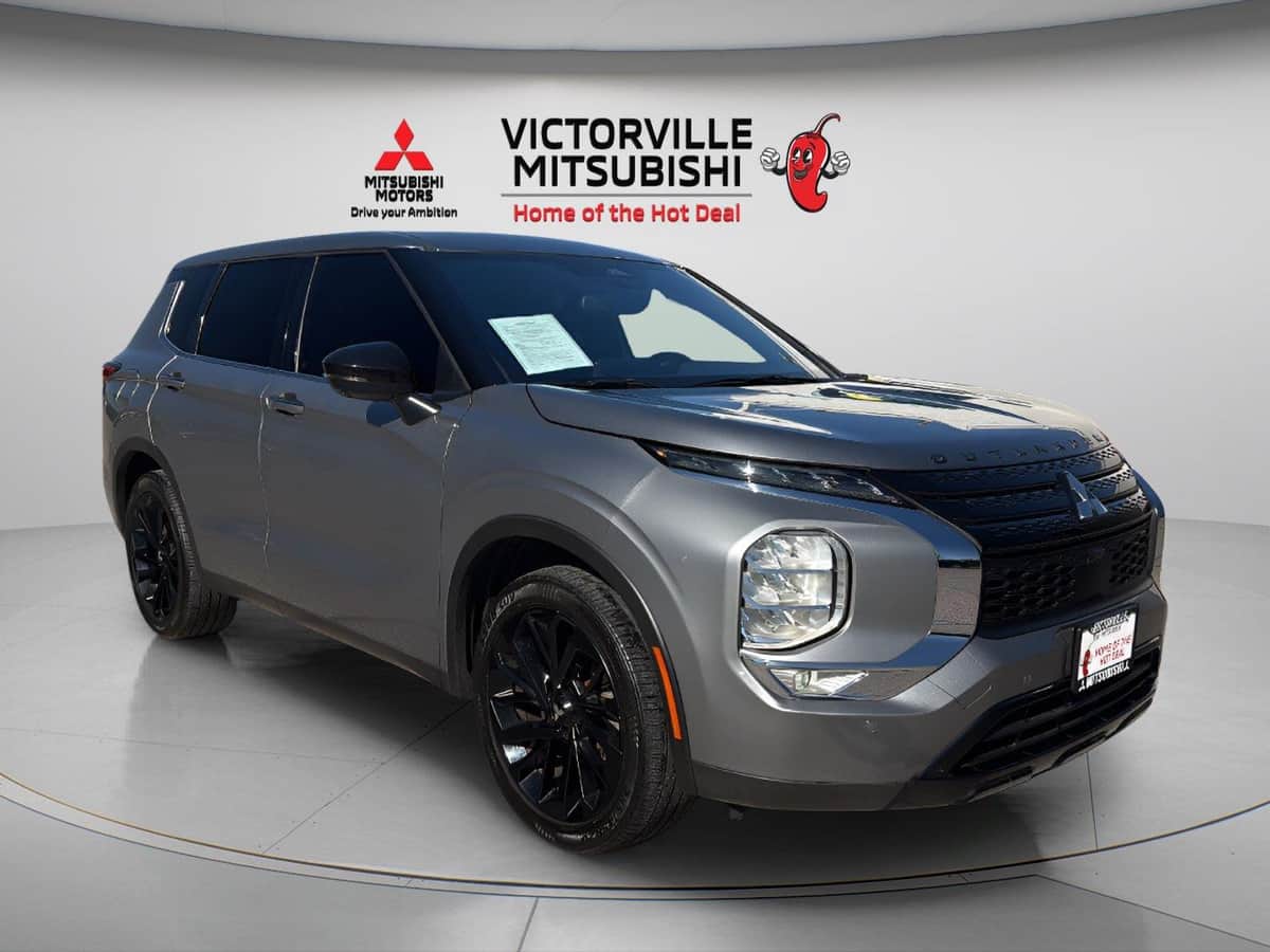 2023 Mitsubishi Outlander Se Black Edition