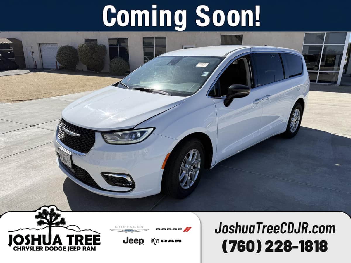 2024 Chrysler Pacifica Touring L