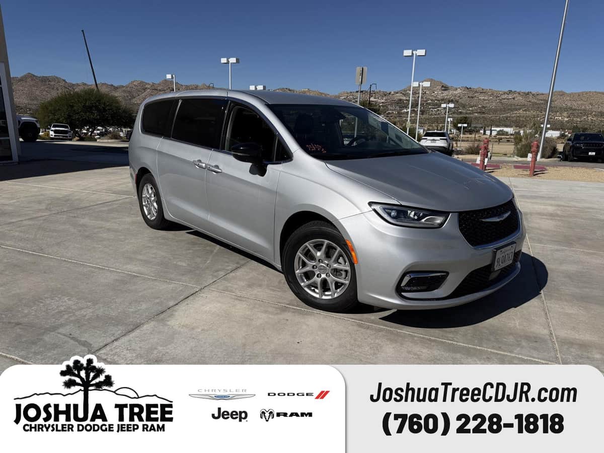 2024 Chrysler Pacifica Touring L Fwd