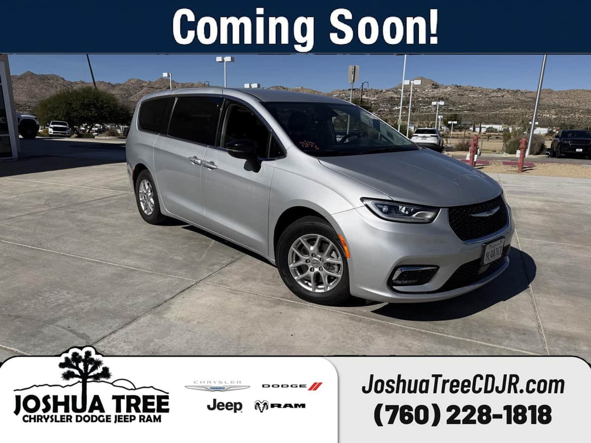 2024 Chrysler Pacifica Touring L