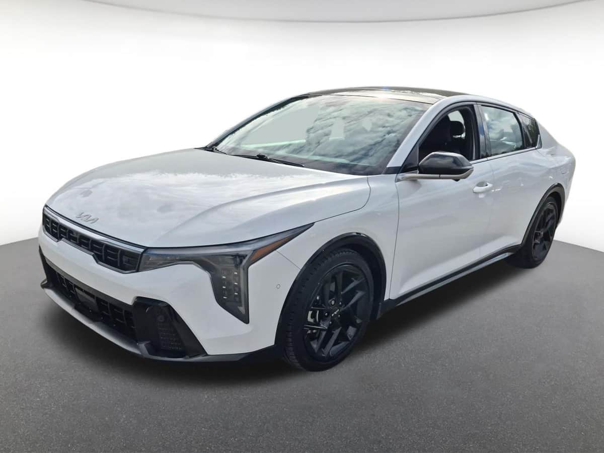 2025 Kia K4 Gt-Line Turbo