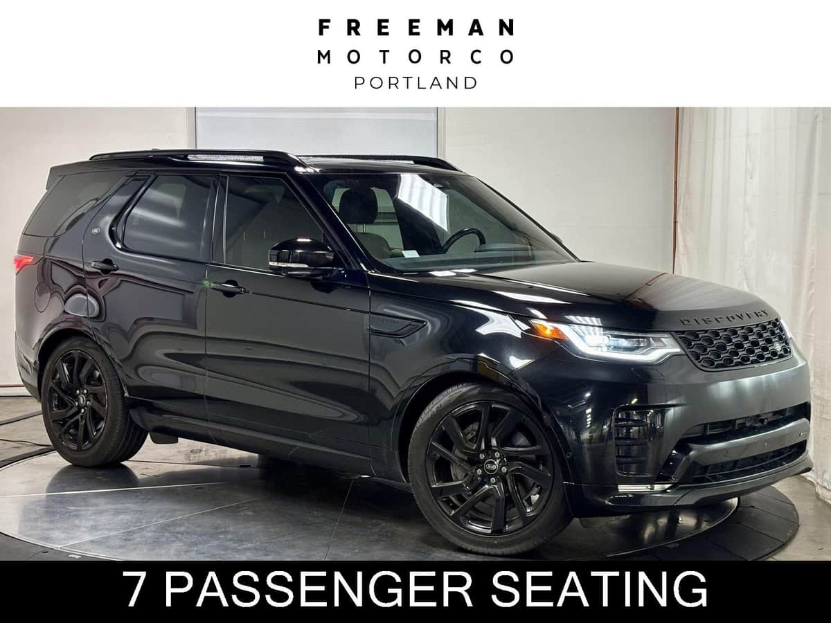 2023 Land Rover Discovery P300 S R-Dynamic Awd 7 Pass | Tow Pkg | Awesome!