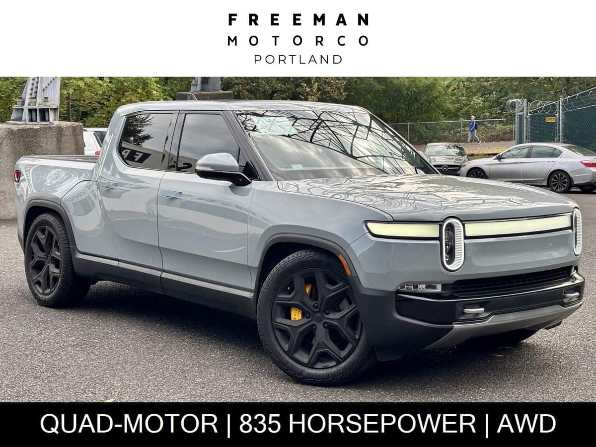 2022 Rivian R1T Adventure Package Awd | Glass Roof | Tow Pkg