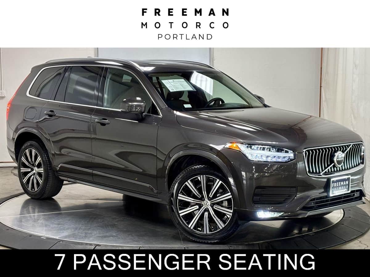 2023 Volvo XC90 B5 Core Awd | 7 Passenger | Pano Roof | Htd Seats