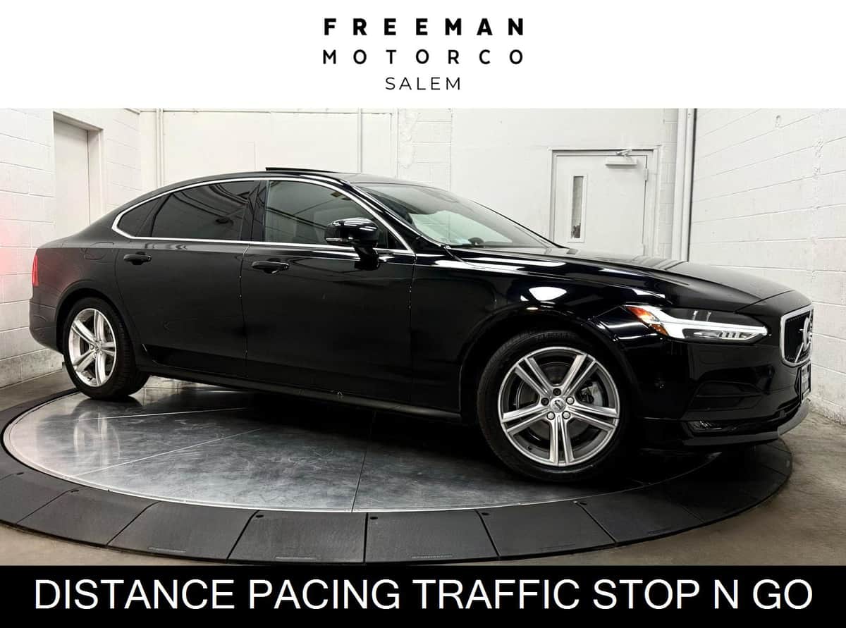2018 Volvo S90 T5 Momentum Plus | Convienence Pkg | Heated Lthr | Pano Roof | Navigation