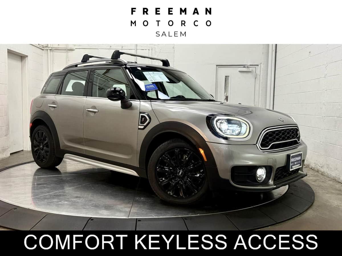 2019 MINI Countryman Cooper S | Premium Pkg | Comfort Keyless Access | Pano Roof | Bluetooth | Rear View Camera