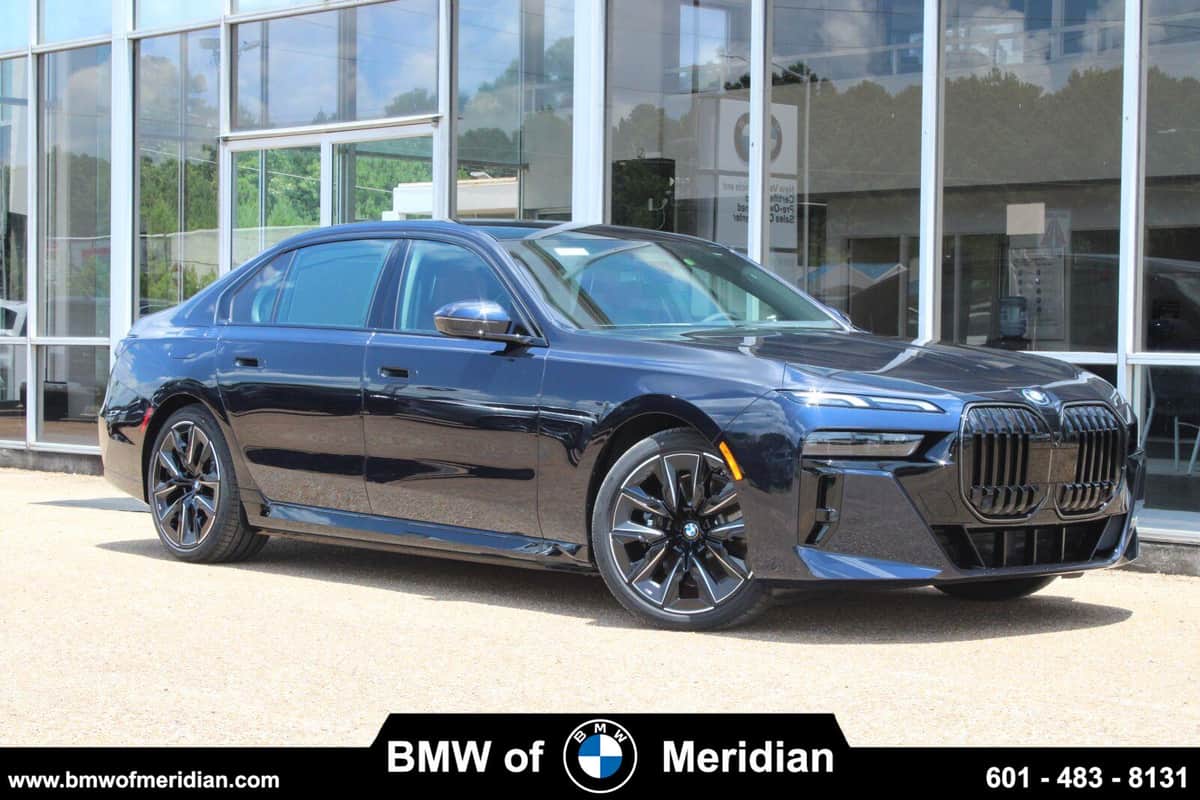 2026 BMW 750e 750e xDrive