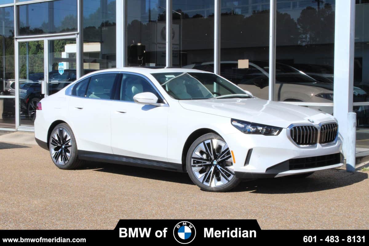 2027 BMW 530i 530i