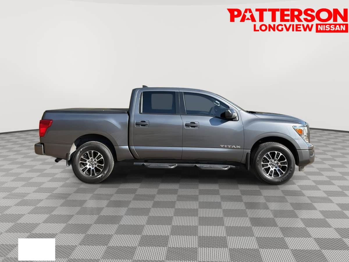 2024 Nissan Titan SV