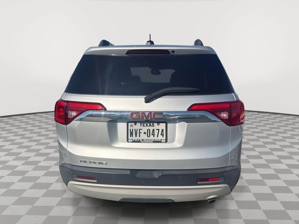 2017 GMC Acadia SLE