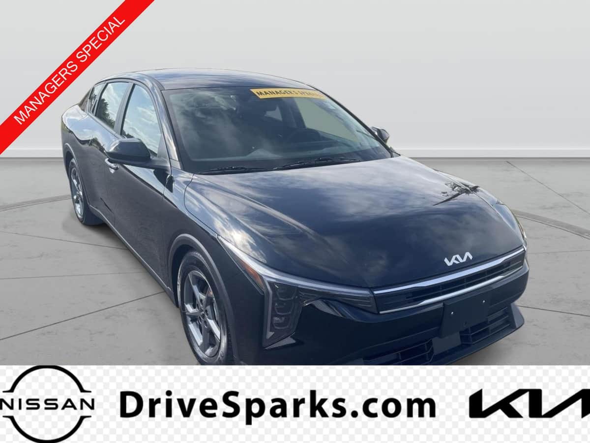 2025 Kia K4 LXS