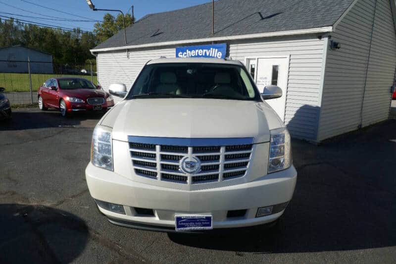 2008 Cadillac Escalade Standard