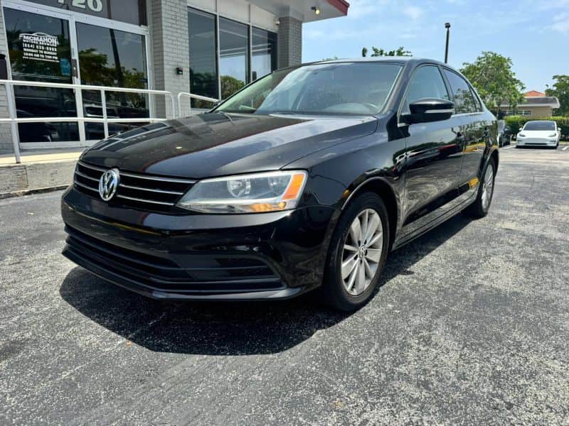 2015 Volkswagen Jetta 1.8t Sport Sedan 4d