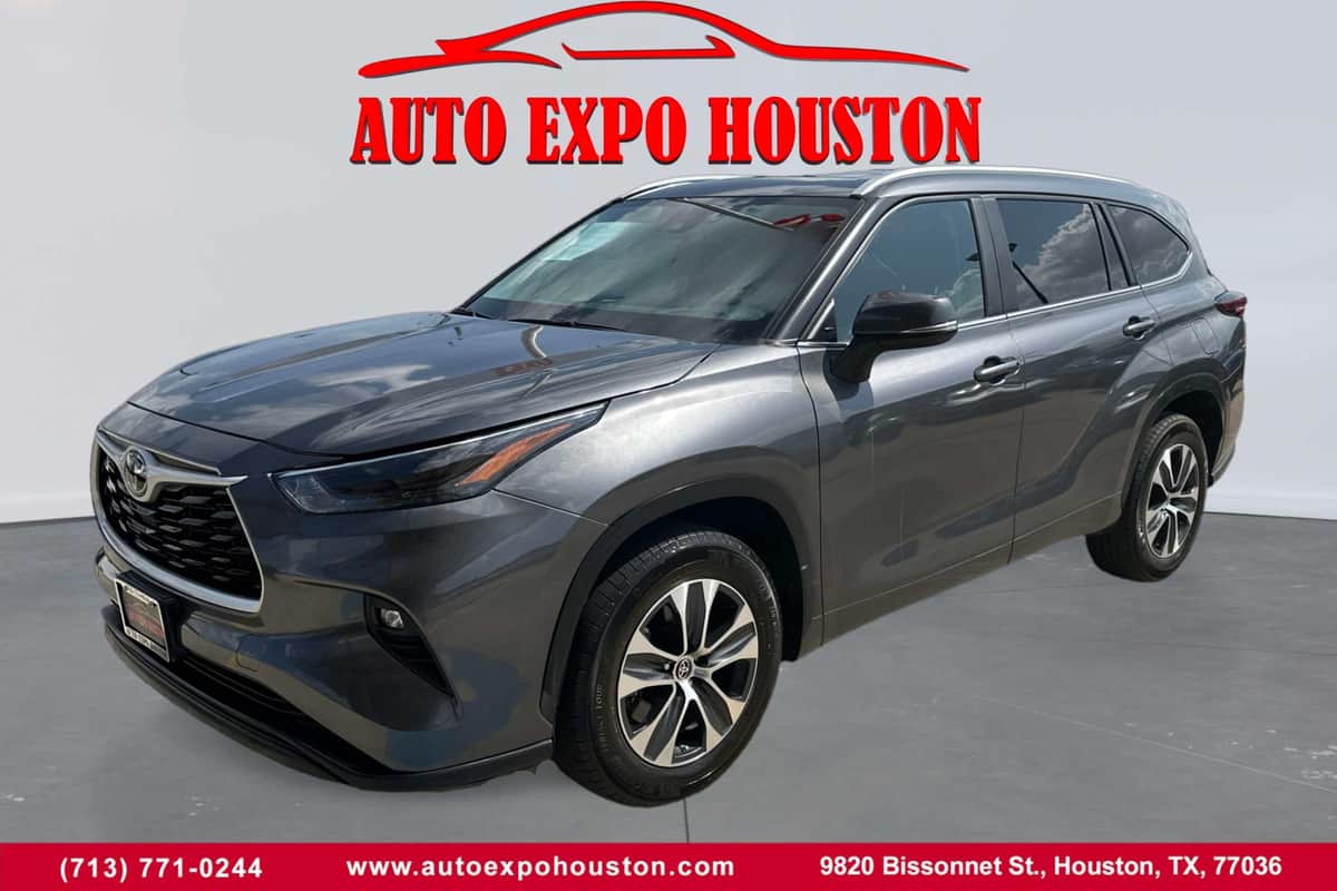 2024 Toyota Highlander XLE