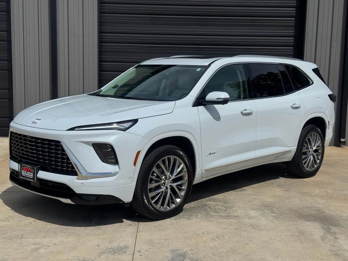 2026 Buick Enclave Avenir Fwd