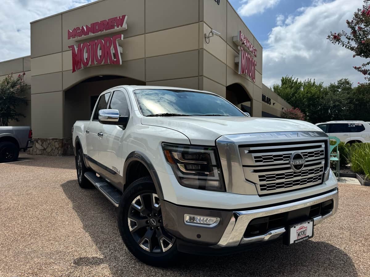 2024 Nissan Titan Crew Cab Platinum Reserve 4x4