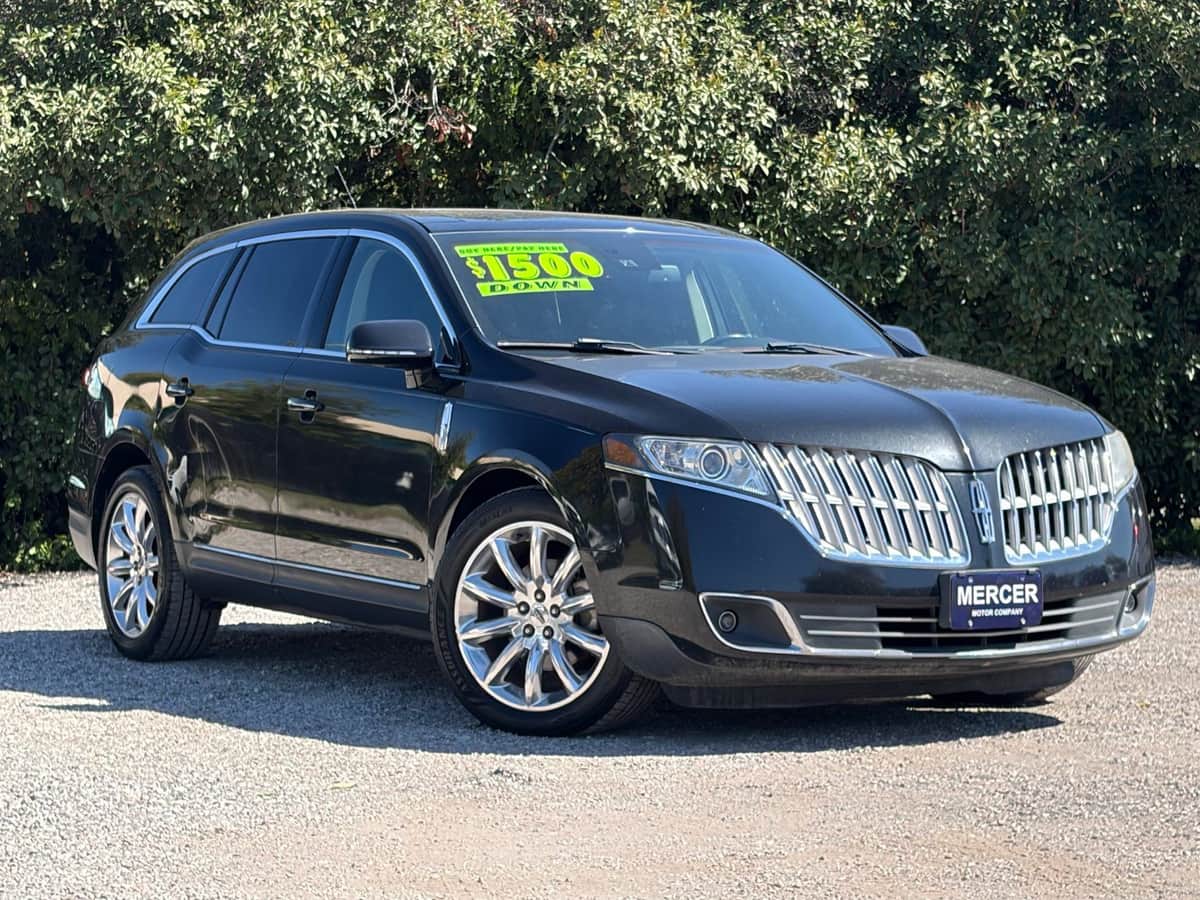 2010 Lincoln MKT BASE