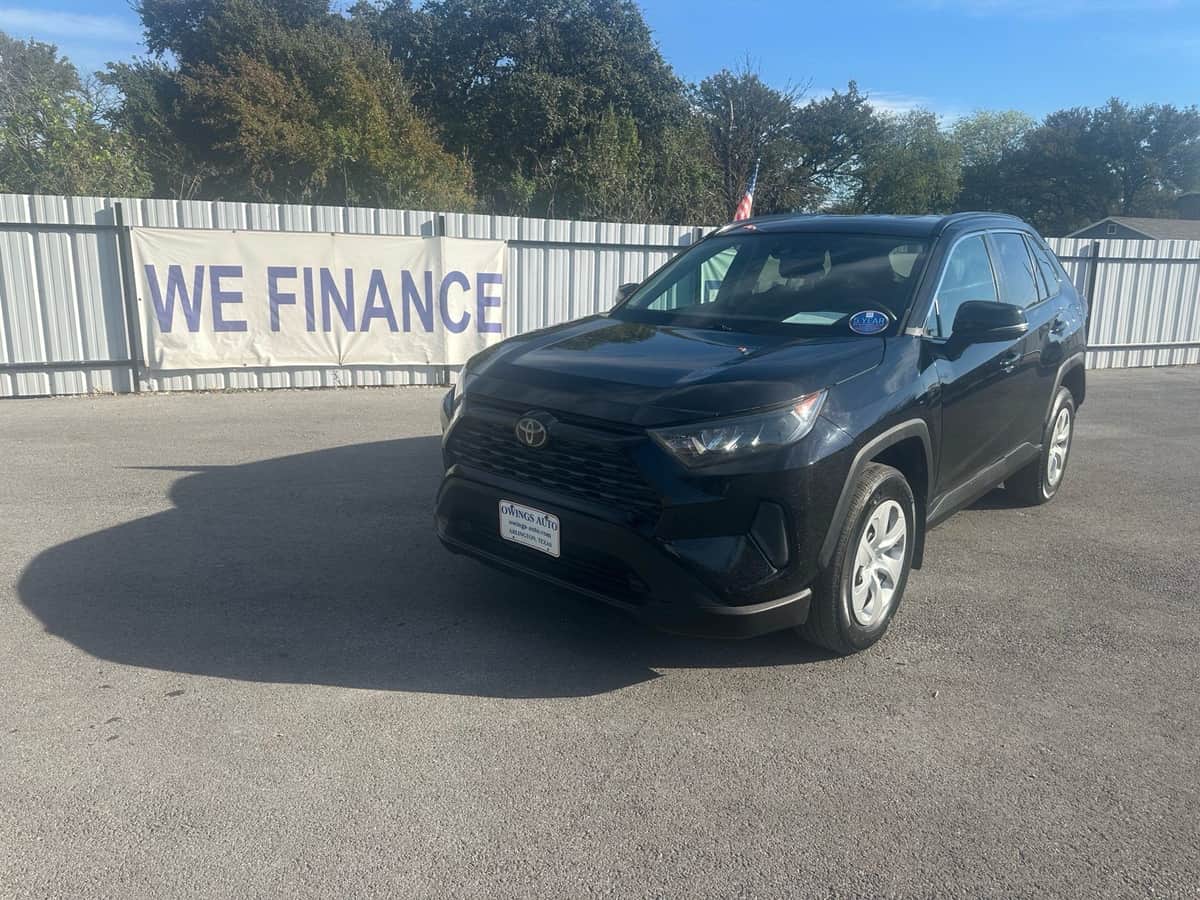 2019 Toyota RAV4 LE