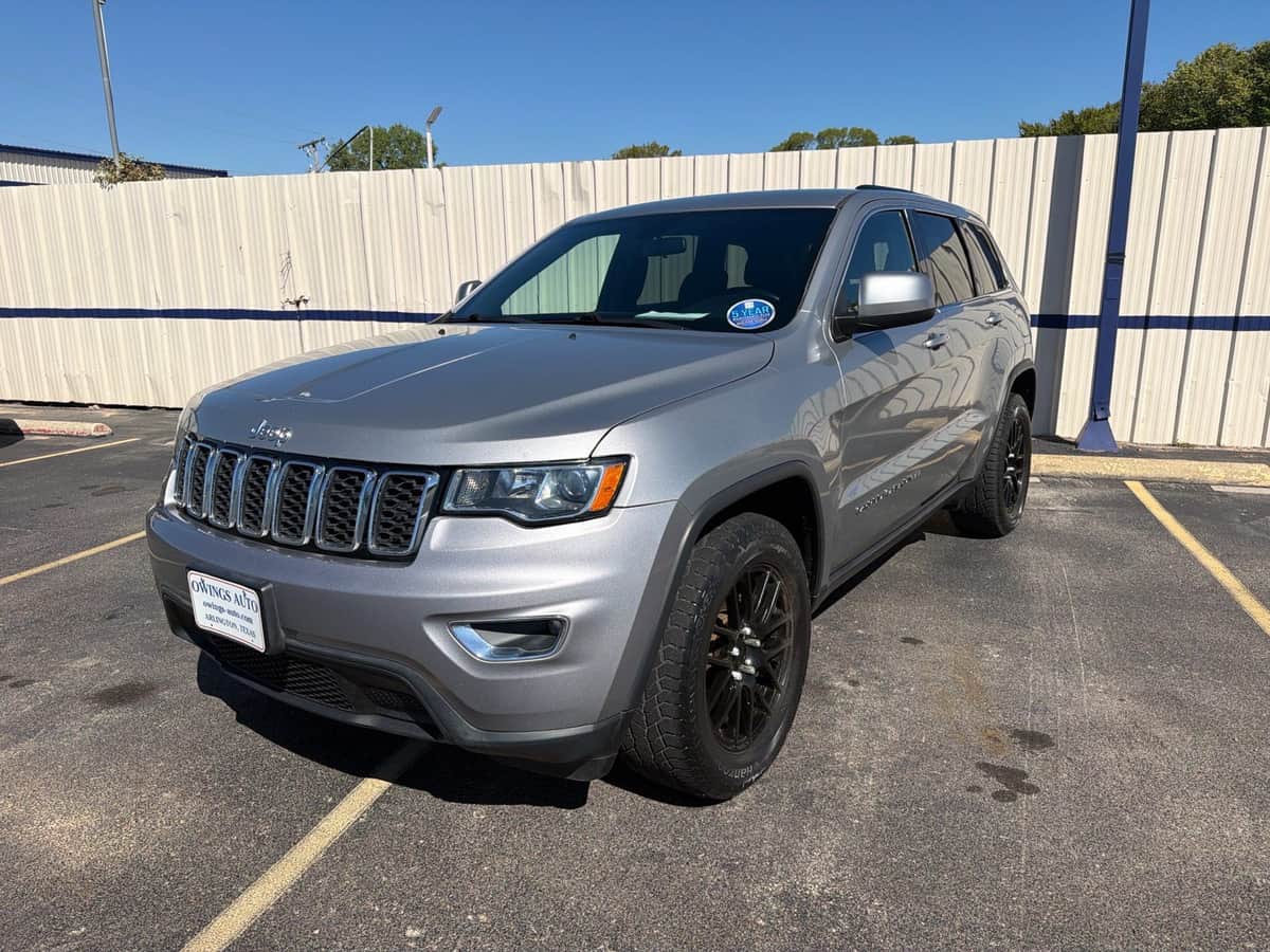 2018 Jeep Grand Cherokee Laredo 4x2