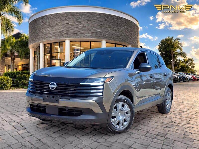 2025 Nissan Kicks MPV S