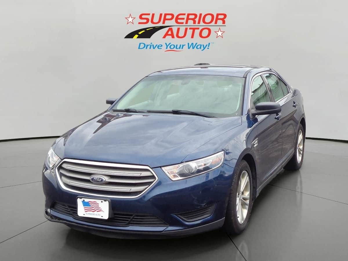 2016 Ford Taurus SE